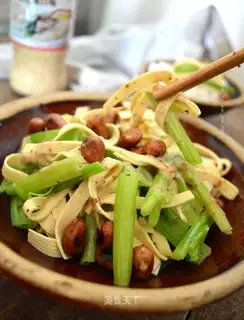 A thousand celery