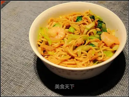 Shrimp noodles
