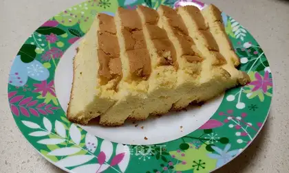Pineapple sauce twirl cake
