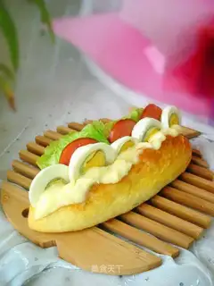Corn salad hot dog bag