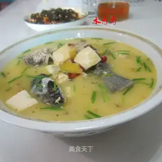White pepper tofu fish soup