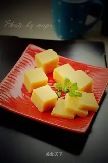 Sweet pea yellow