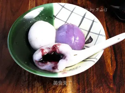 Blueberry love soup