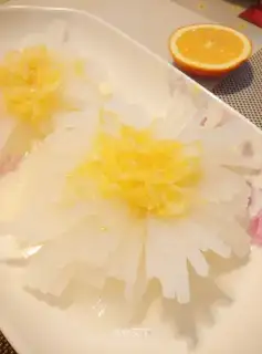 ♪ With a chrysanthemum ♪