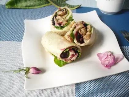 Blueberry chicken roll