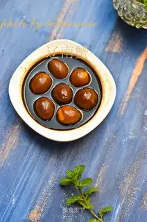Quail eggs
