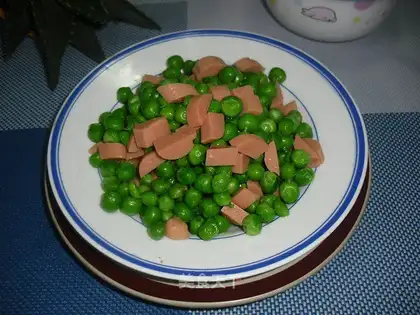 Ham sausage and green beans