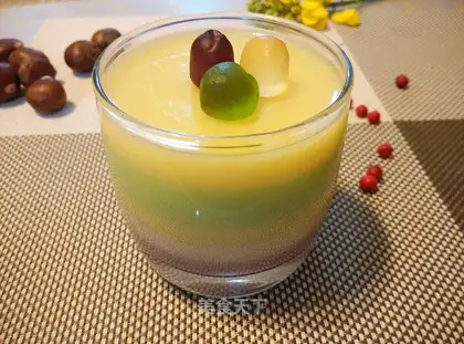Rainbow milk cup