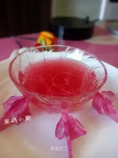 Red radish soup