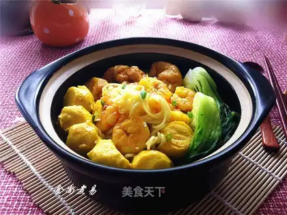Curry fish egg shrimp noodles