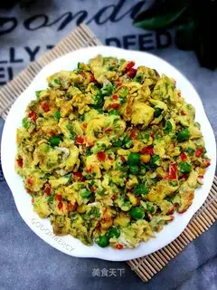 Eggs and pea corn