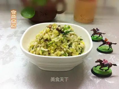 Soup and mushroom fried rice