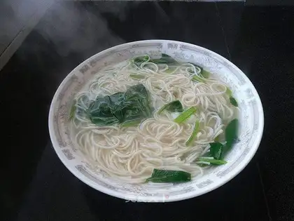 Spinach noodles