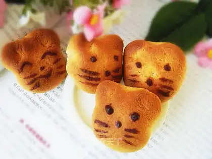 Cats burn fruit