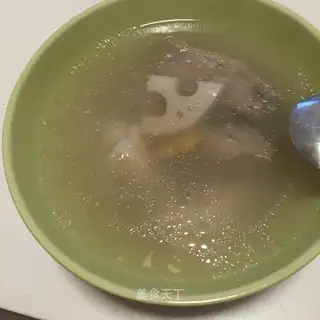 Liang's ribs soup