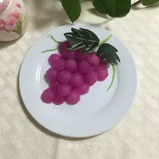 Purple crystal grapes