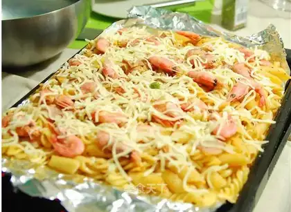 Sweet shrimp bacon pasta