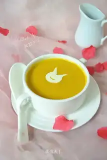 Milky pumpkin soup