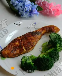 Curried salmon
