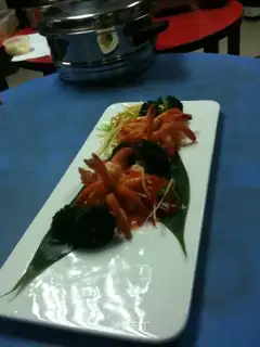 A bright future-Western-style shrimp balls