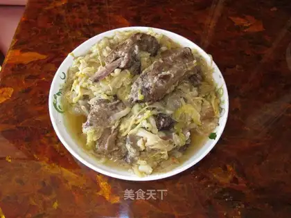 Stewed pickled cabbage