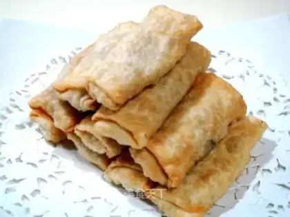 Fried three-shredded sprouts spring rolls