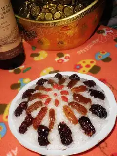 Double jujube bean paste eight treasure rice
