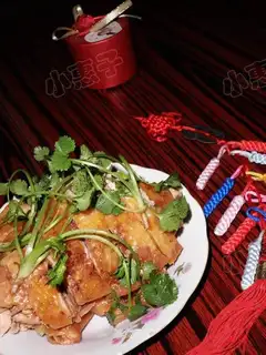 Cut a big cock with sesame oil and white