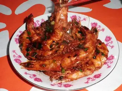 Prawns in tomato sauce