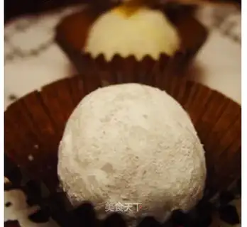Coconut and yam cake
