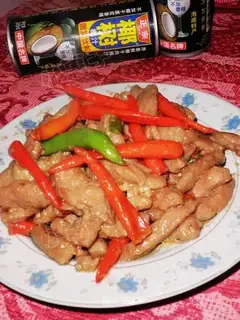 Beef fillet in oyster sauce with pepper