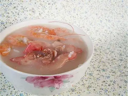 Fresh shrimp and cured chicken leg porridge