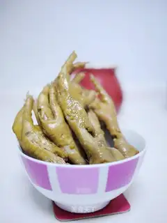 braised chicken feet