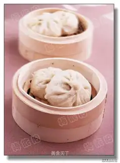 Crispy steamed buns