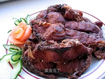 Fried fish with roses