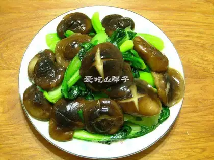 Stewed rapeseed with mushroom