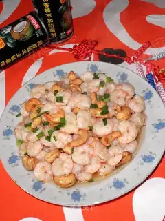 stir-fried cashew nuts with shrimp