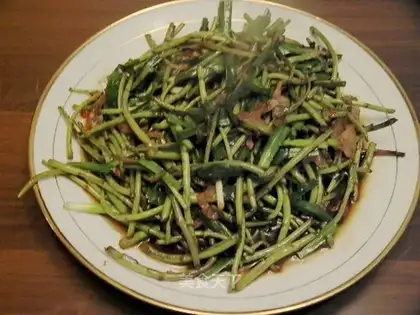 stir-fried leeks with bacon