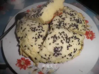 Electric rice cookers make cakes