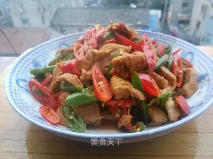 Tung An rooster