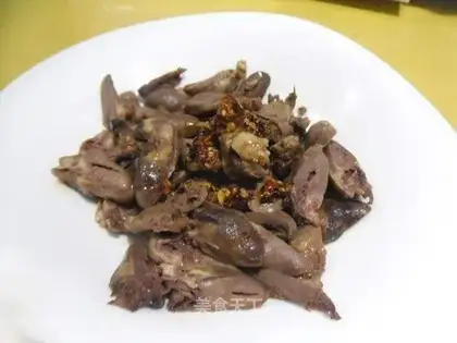 Chicken heart with red oil