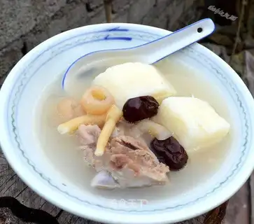 Porkbone soup