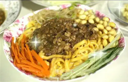 Carrot noodles