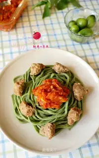 Noodle meatball spinach noodles