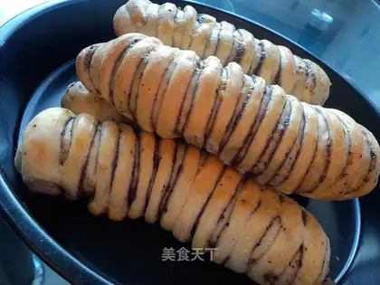 caterpillar bread