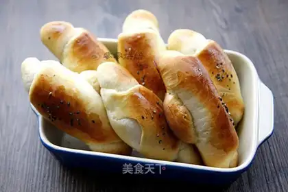 Sour cow croissants