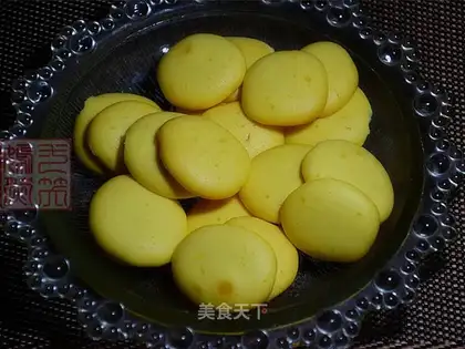 Little yolk cookies
