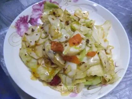 Spicy carrot cabbage