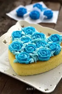 Blue cheesy cheesecake