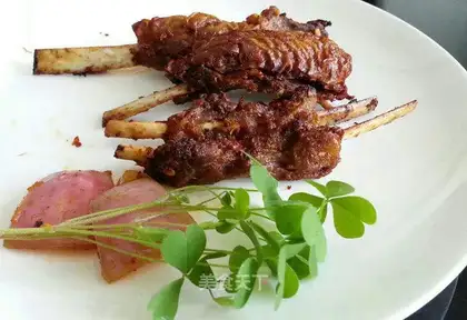 Fry lamb chops with heart